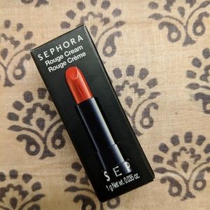 Sephora lipstick R04 Rouge Cream